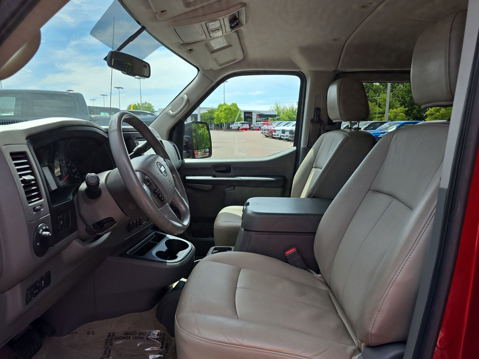 Used 2020 Nissan NV 3500 SL RWD image 15