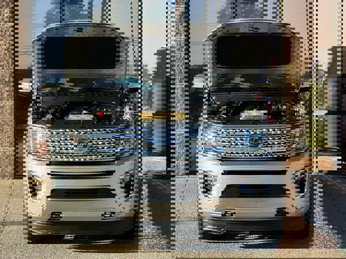 Used 2019 Ford Expedition Platinum image 21