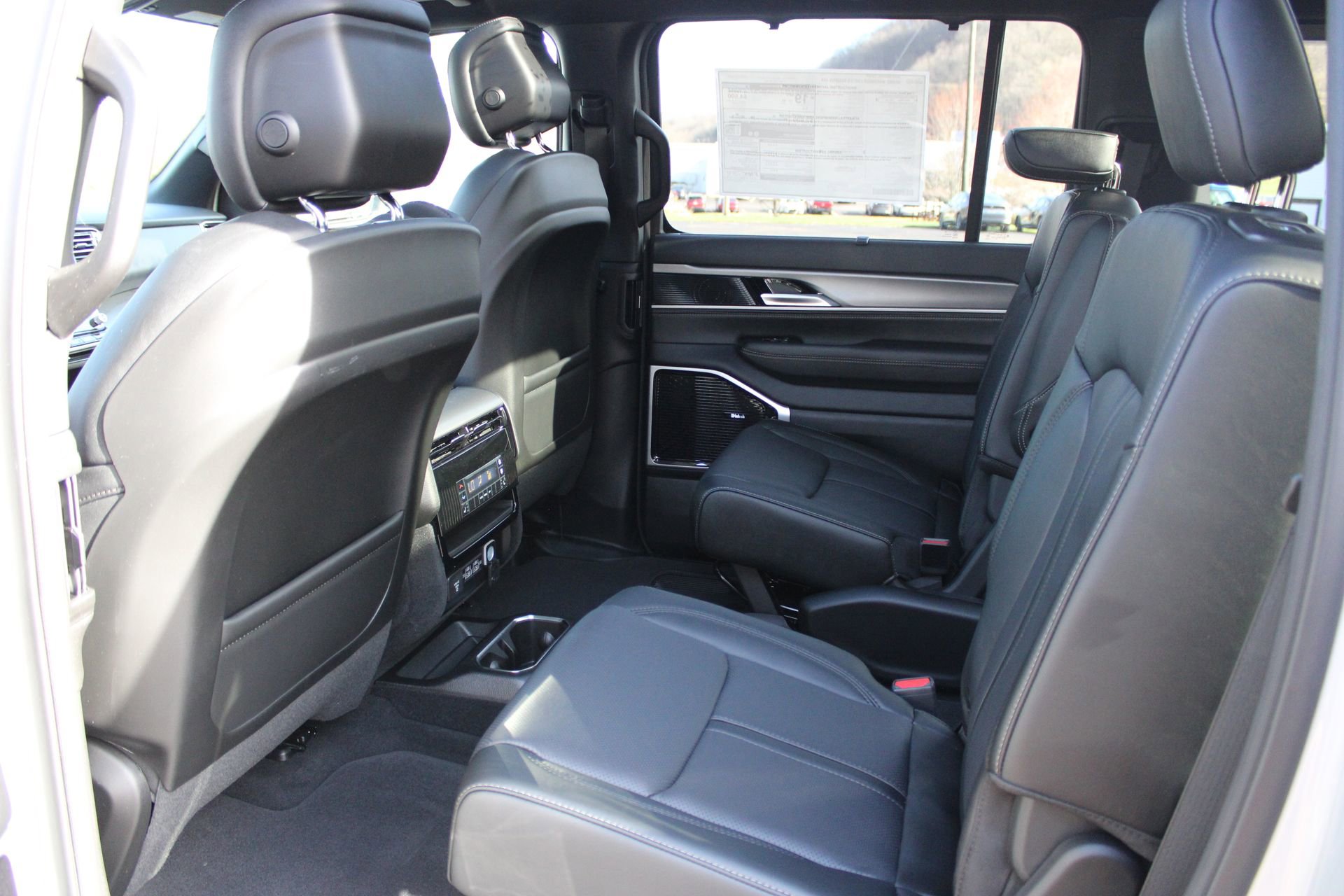 New 2026 Jeep Grand Wagoneer Limited image 13