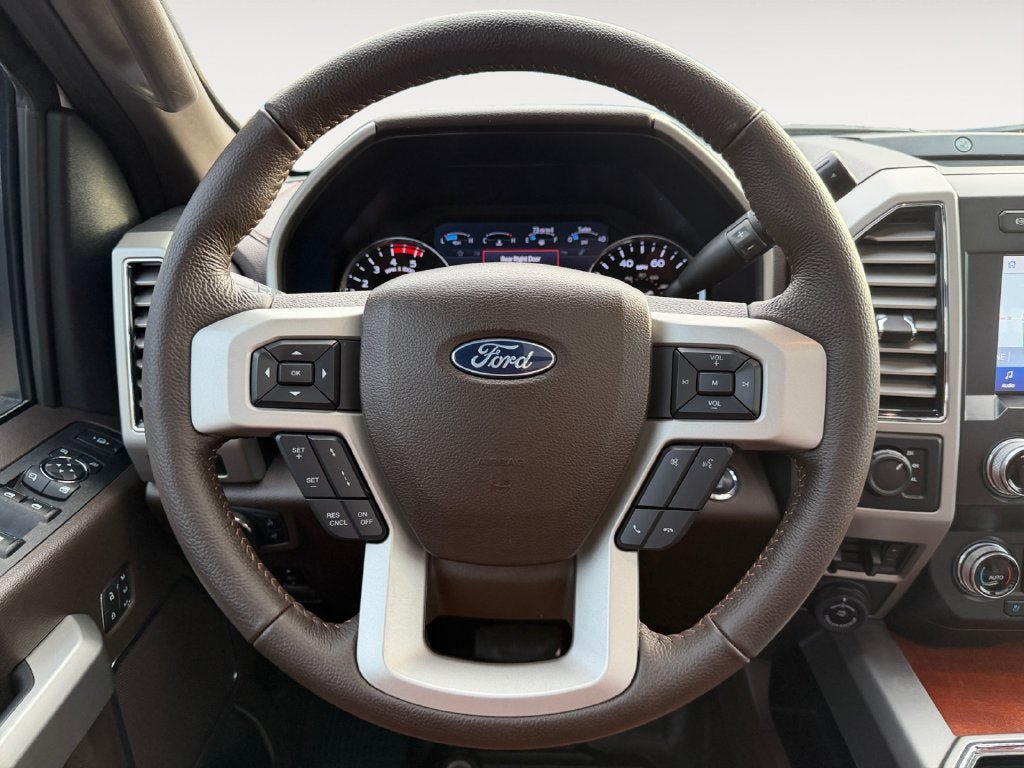 Used 2020 Ford F350 King Ranch w/ King Ranch Ultimate Package AWD/4WD image 13