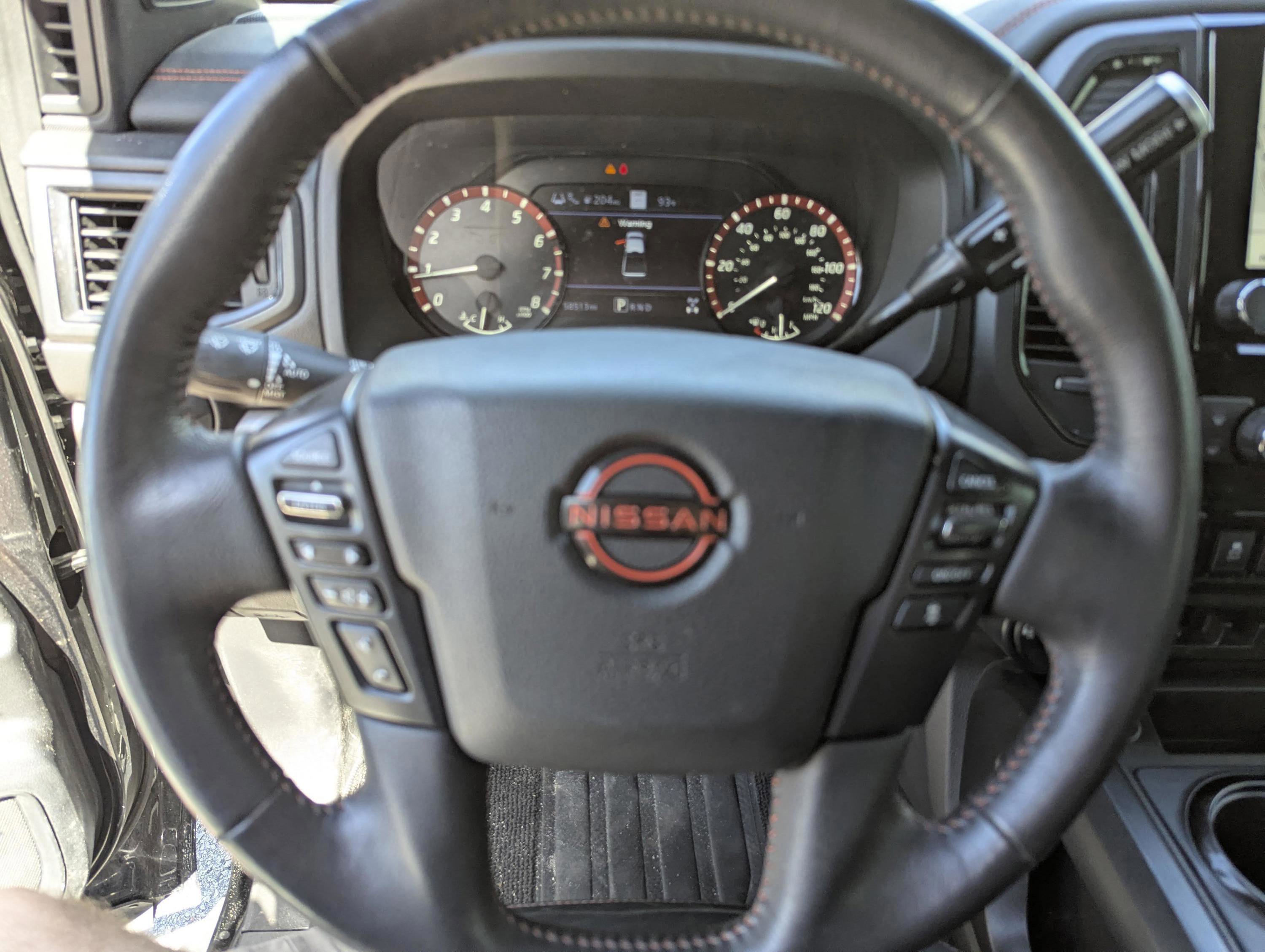 Used 2024 Nissan Titan PRO-4X w/ Pro-4x Convenience Package image 41
