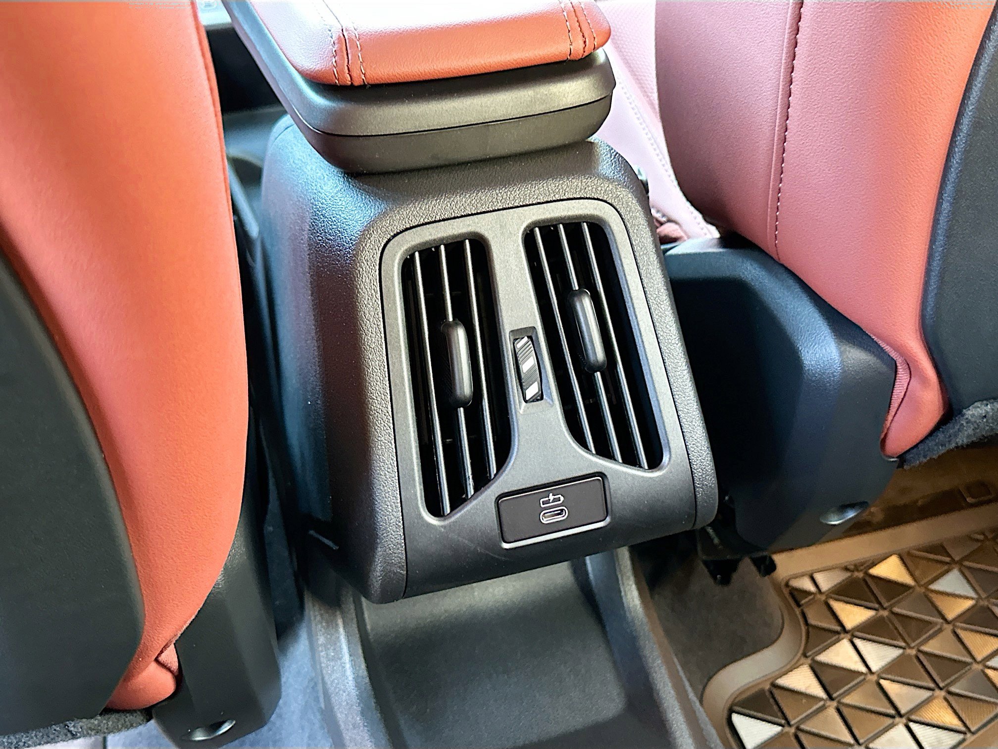 New 2026 BMW X1 xDrive28i image 19