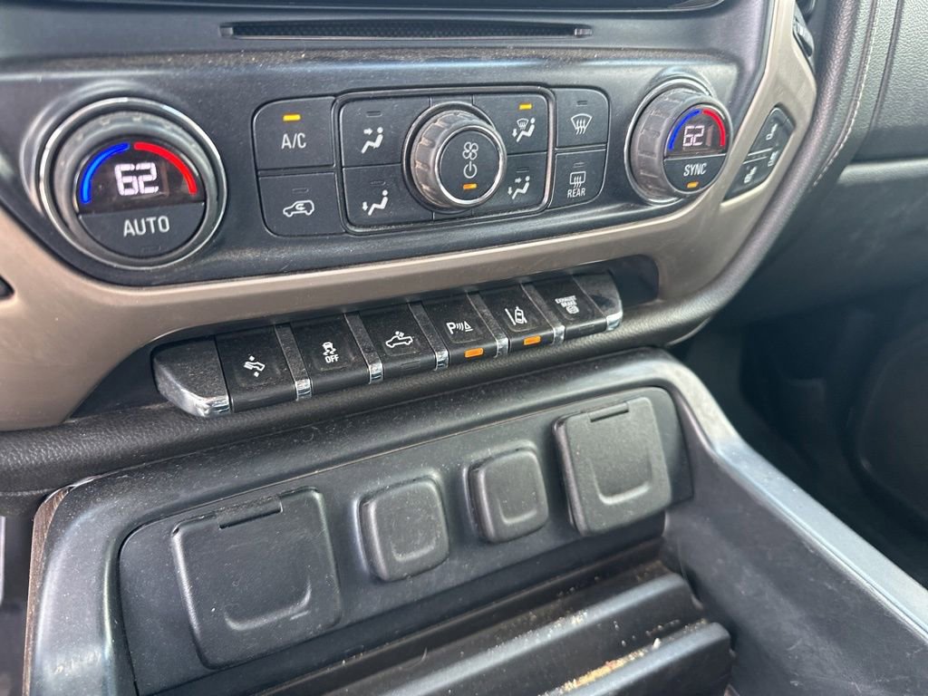 Used 2017 GMC Sierra 3500 Denali w/ Duramax Plus Package AWD/4WD image 21