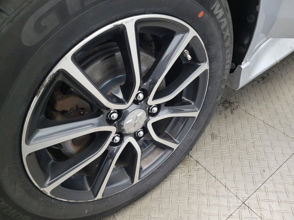 Used 2015 Mitsubishi Lancer SE image 31