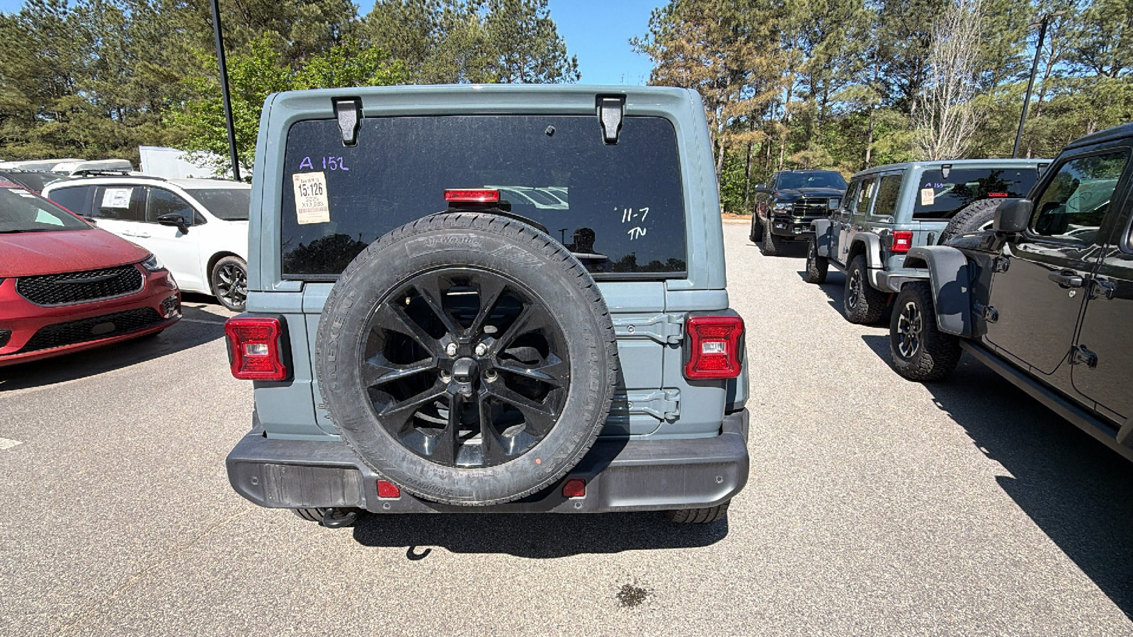 Used 2025 Jeep Wrangler Sahara w/ Safety Group AWD/4WD image 9