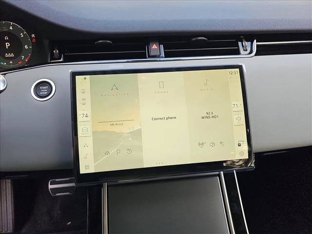Certified 2025 Land Rover Range Rover Evoque Dynamic SE image 19