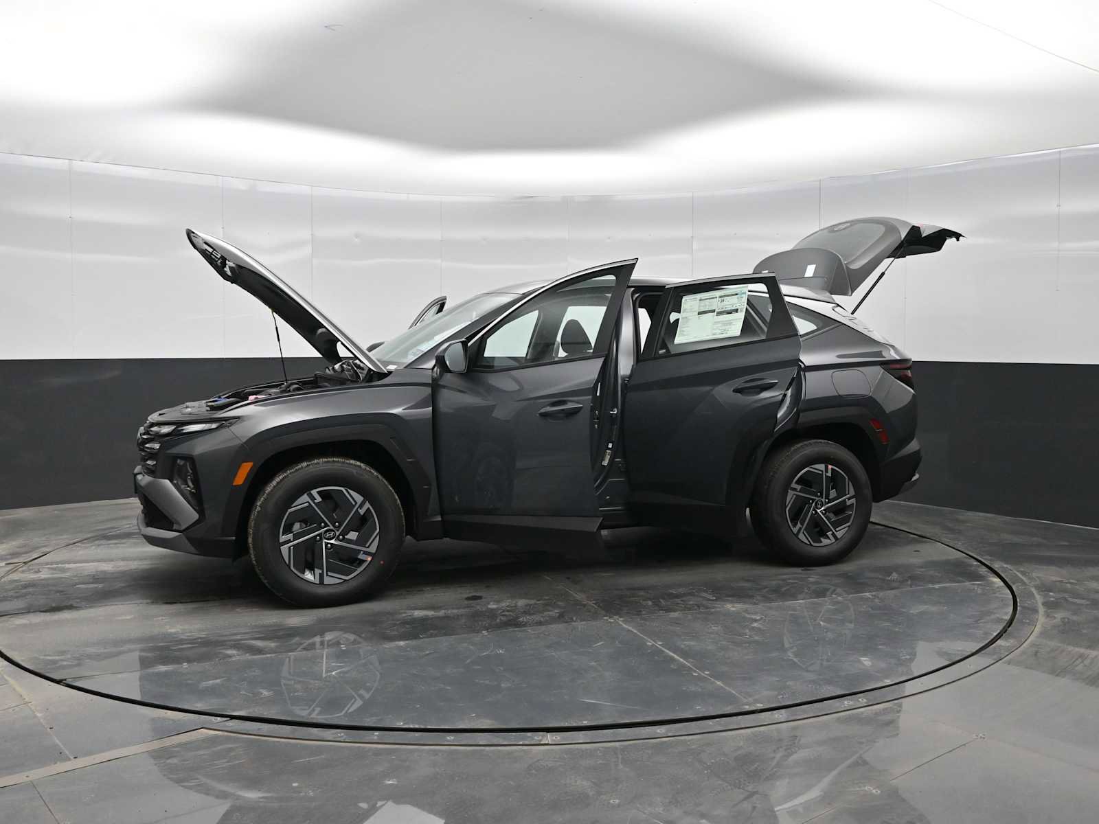 New 2026 Hyundai Tucson Blue SE image 40