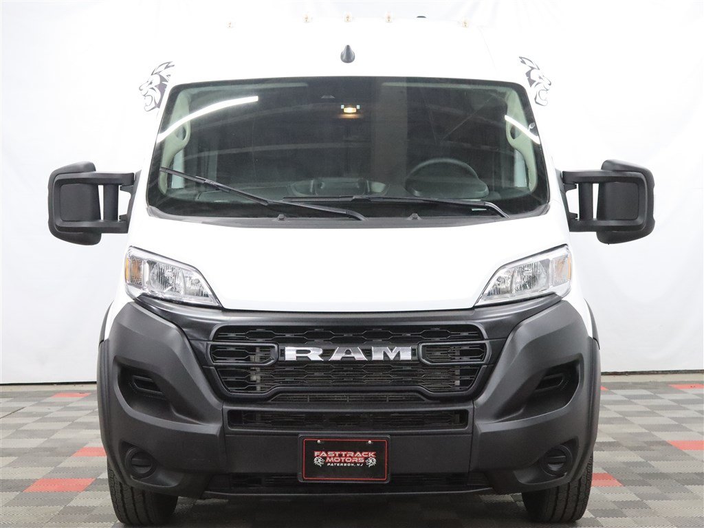 Used 2023 RAM ProMaster 2500 FWD image 2
