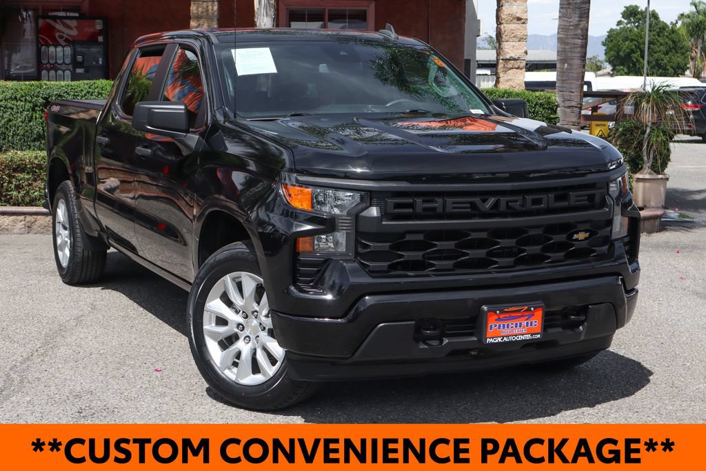 Used 2023 Chevrolet Silverado 1500 Custom AWD/4WD image 2
