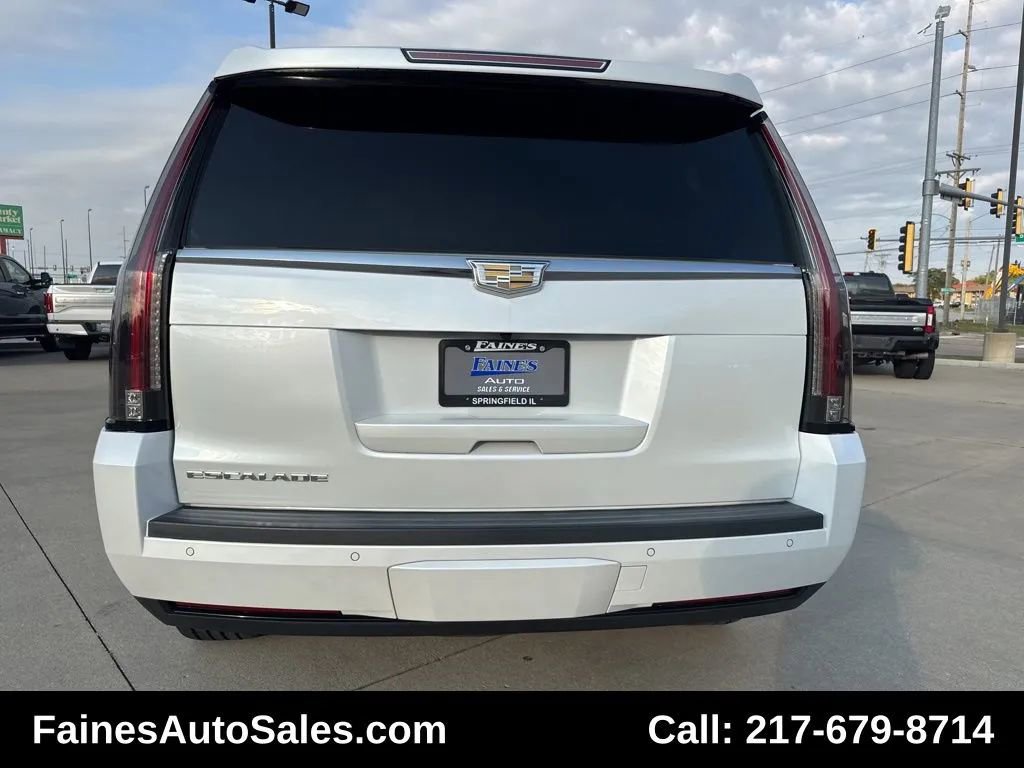 Used 2016 Cadillac Escalade Luxury image 15