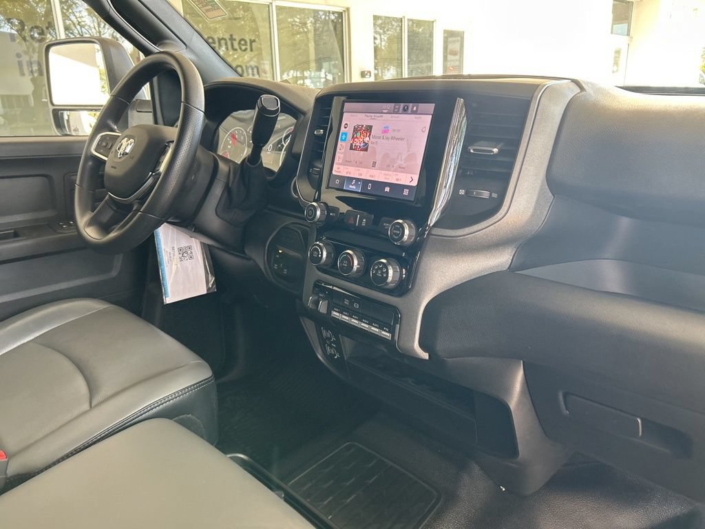 Used 2025 RAM 5500 Tradesman AWD/4WD image 21