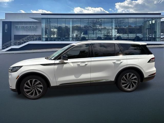 New 2026 Lincoln Aviator 2WD image 4