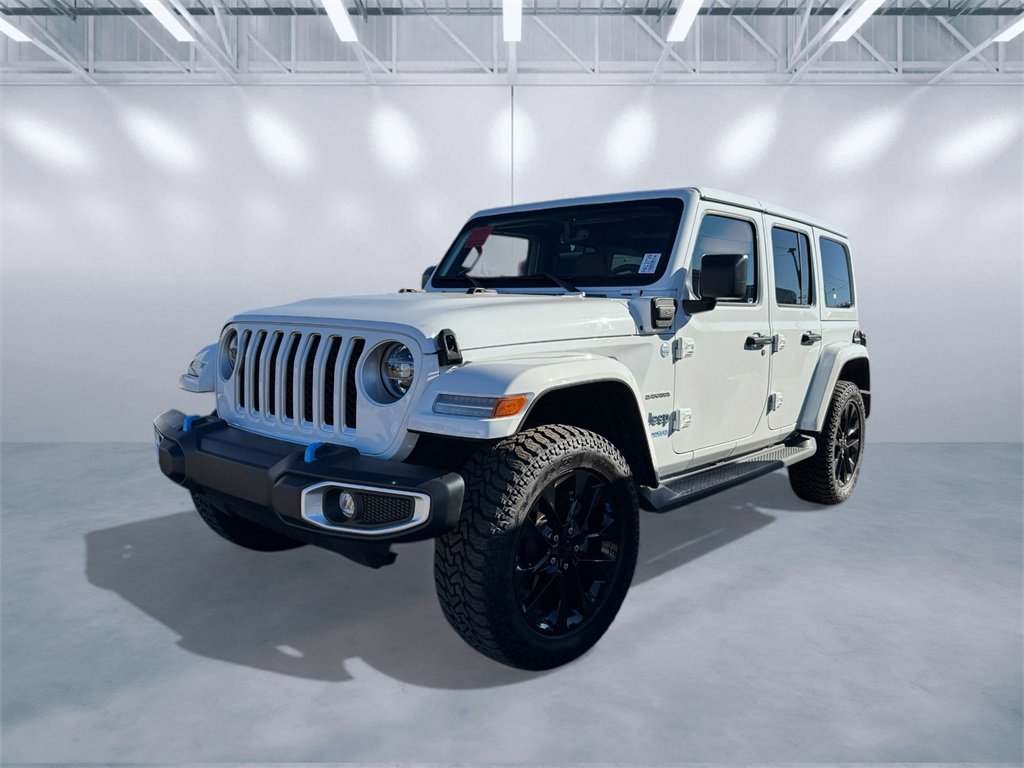 Used 2022 Jeep Wrangler Unlimited Sahara w/ Cold Weather Group image 22