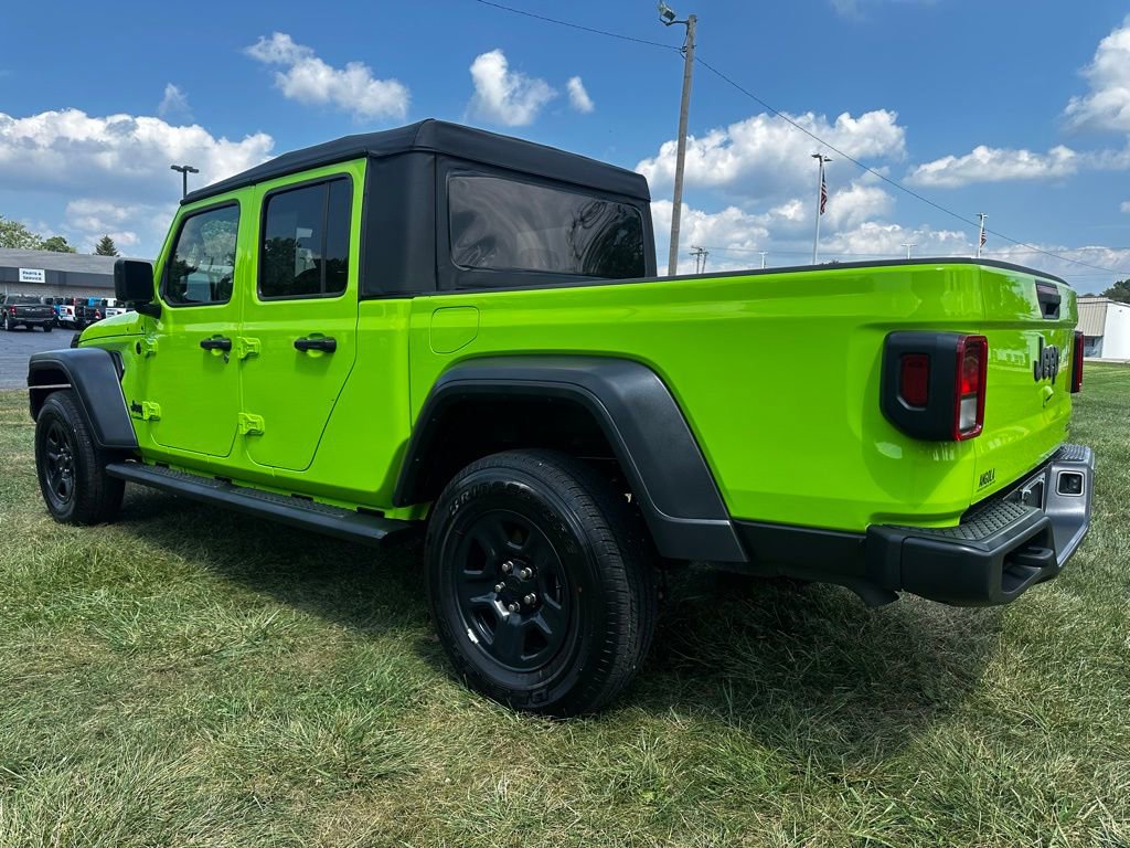 Used 2021 Jeep Gladiator Sport image 5