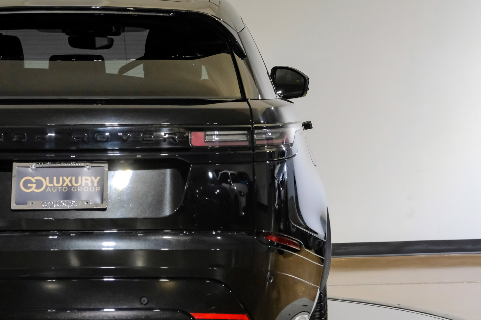 Used 2025 Land Rover Range Rover Velar Dynamic SE AWD/4WD image 49