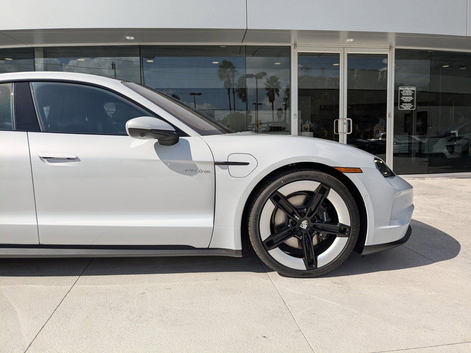 New 2025 Porsche Taycan 4S image 23