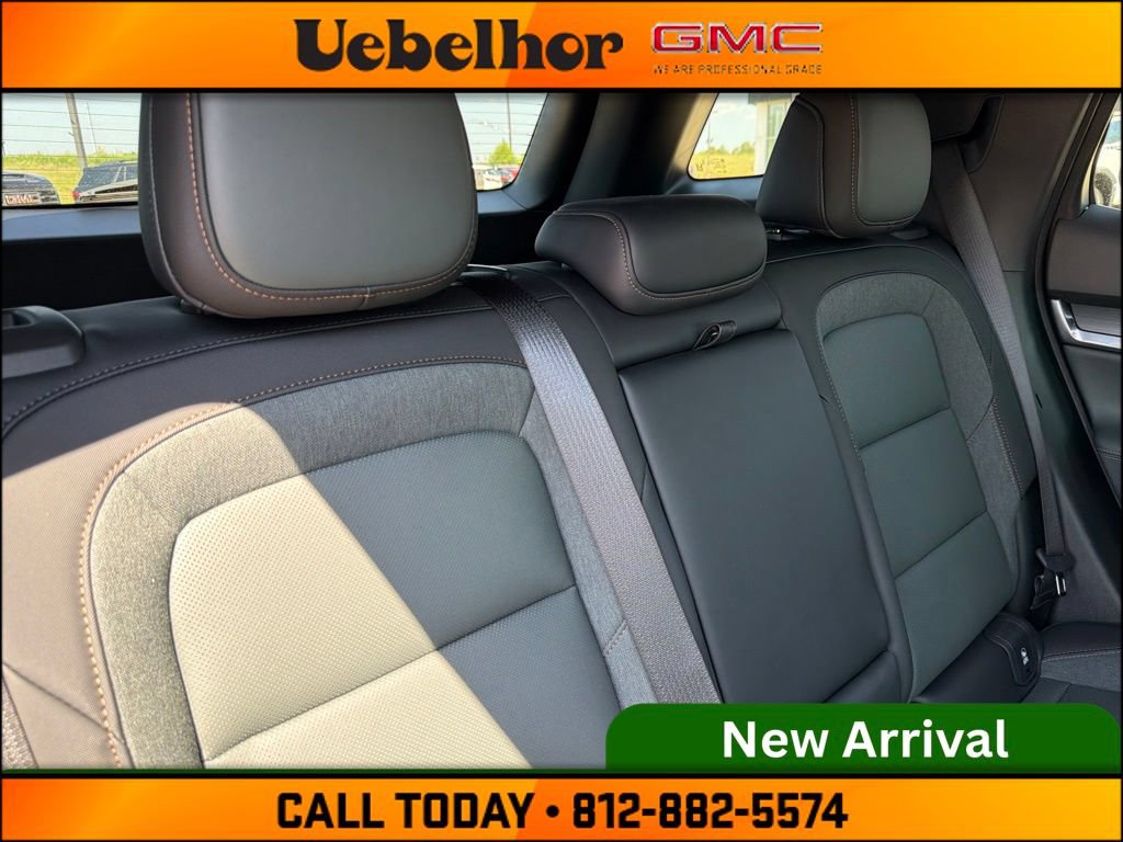 Used 2026 GMC Terrain AT4 w/ Technology Package II AWD/4WD image 5