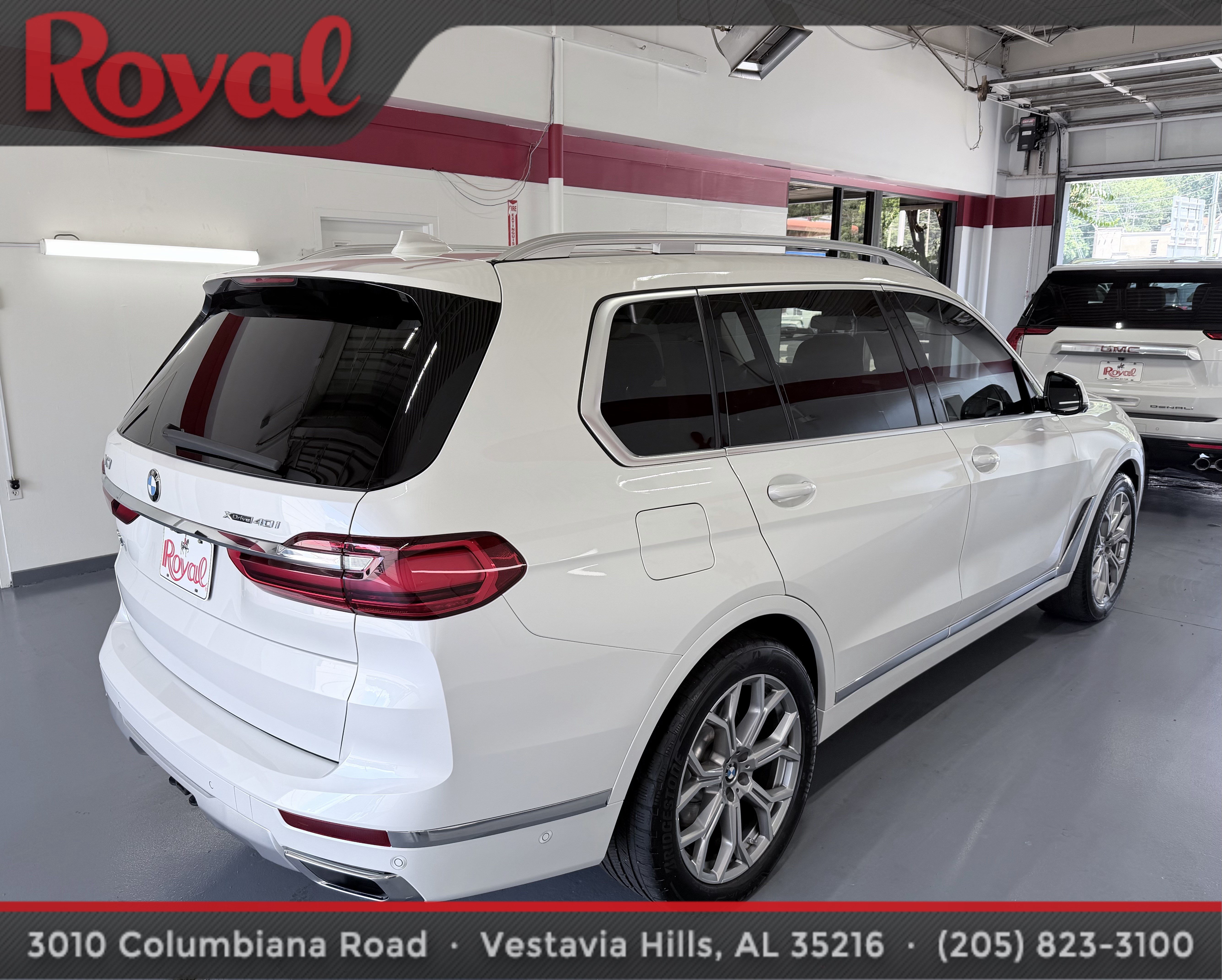 Used 2019 BMW X7 xDrive40i w/ Premium Package AWD/4WD image 4