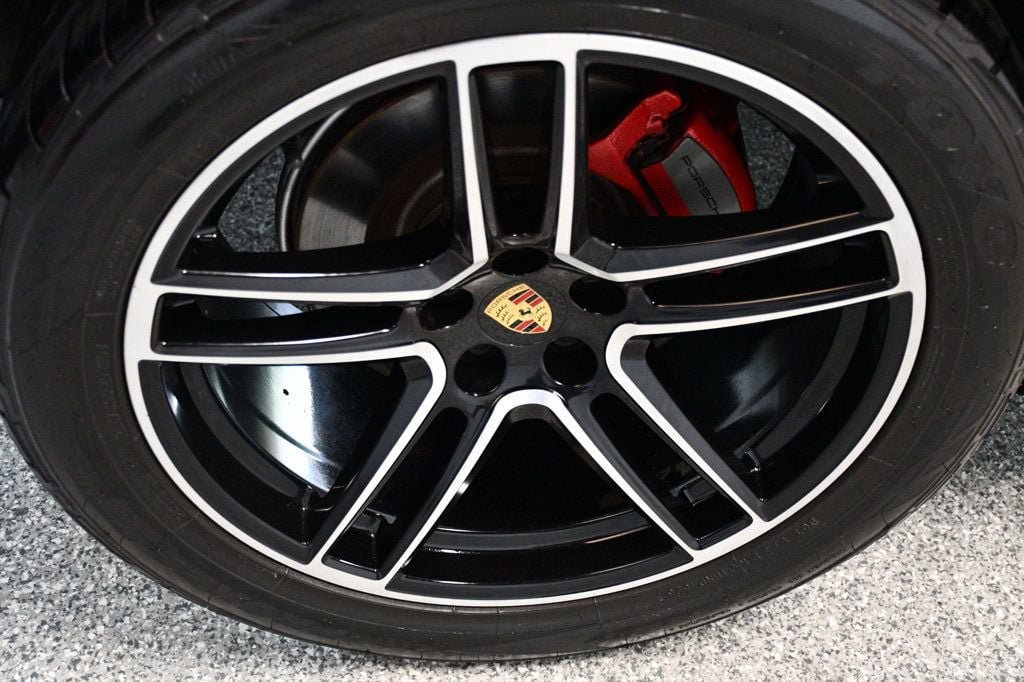 Used 2020 Porsche Macan S AWD/4WD image 20