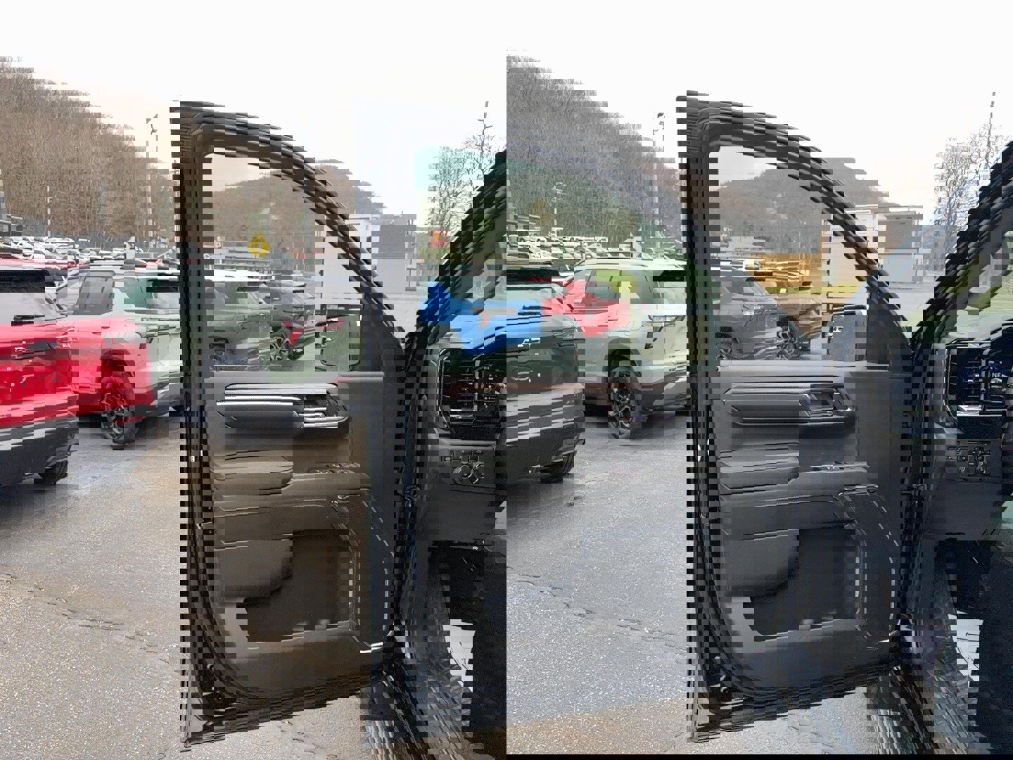 Used 2024 Chevrolet Silverado 1500 LT image 11