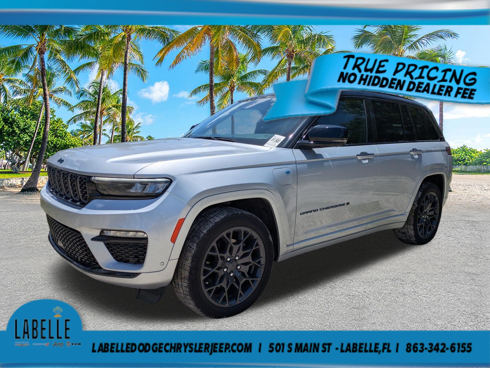 Used 2024 Jeep Grand Cherokee Summit AWD/4WD image 8