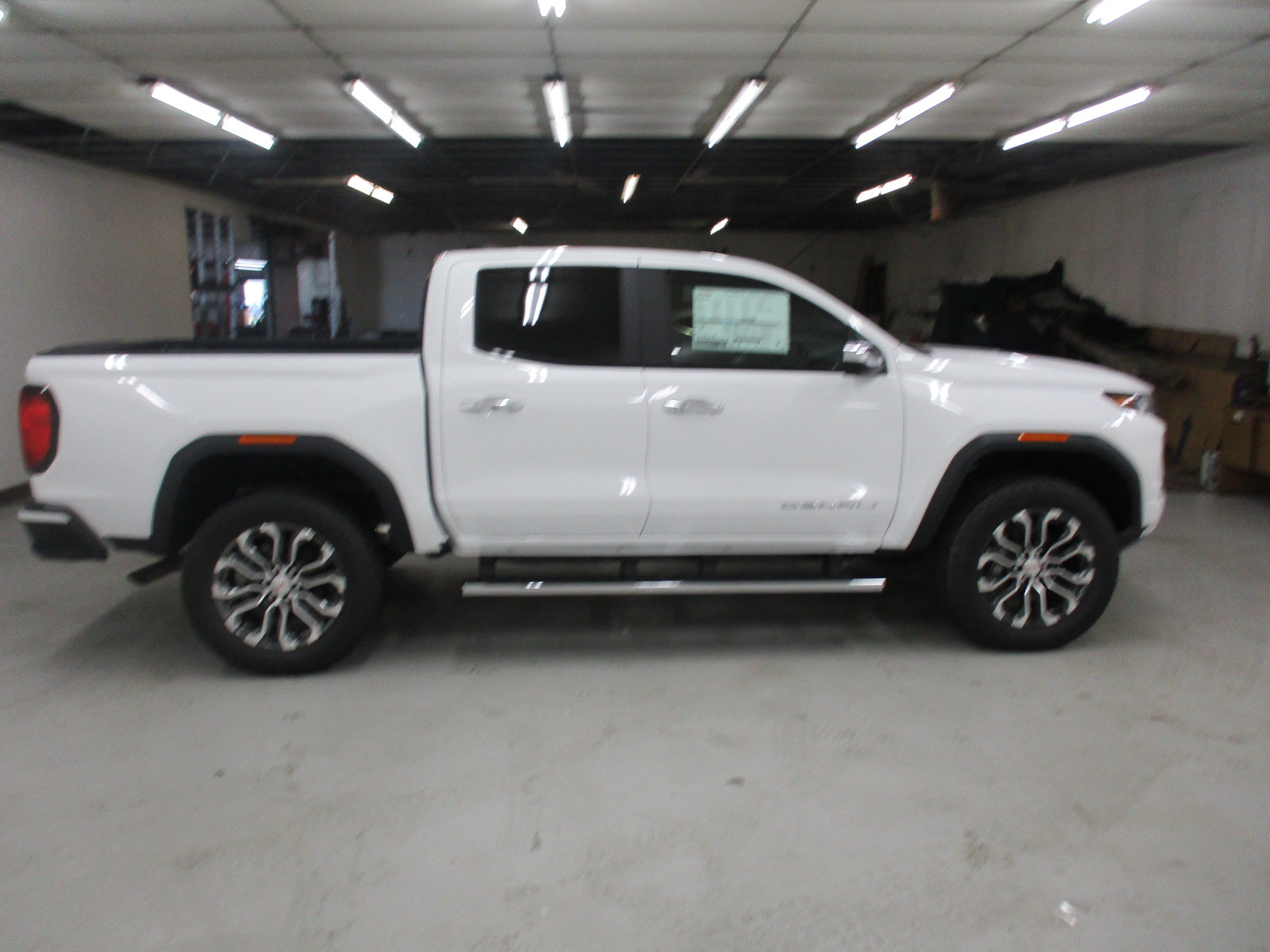 New 2026 GMC Canyon Denali AWD/4WD image 8