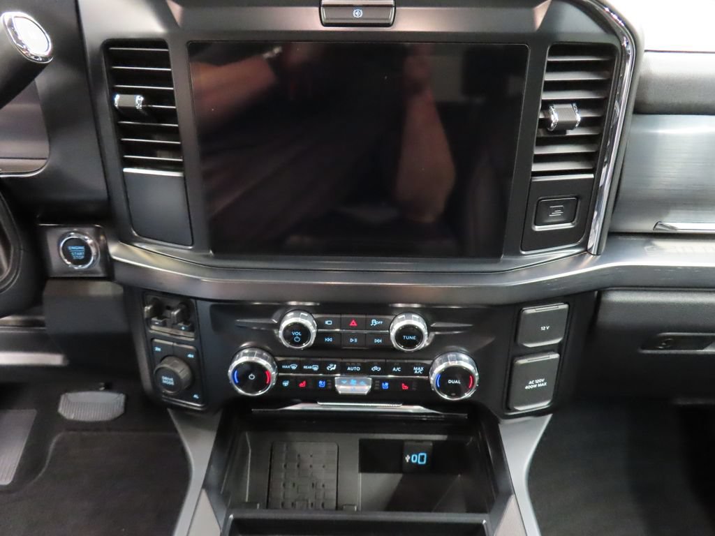 Used 2026 Ford F350 Lariat AWD/4WD image 16