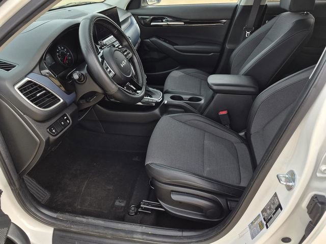 Used 2023 Kia Seltos S w/ Navigation Package image 15