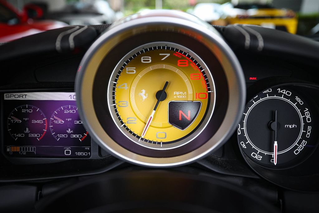 Certified 2016 Ferrari California T RWD image 35