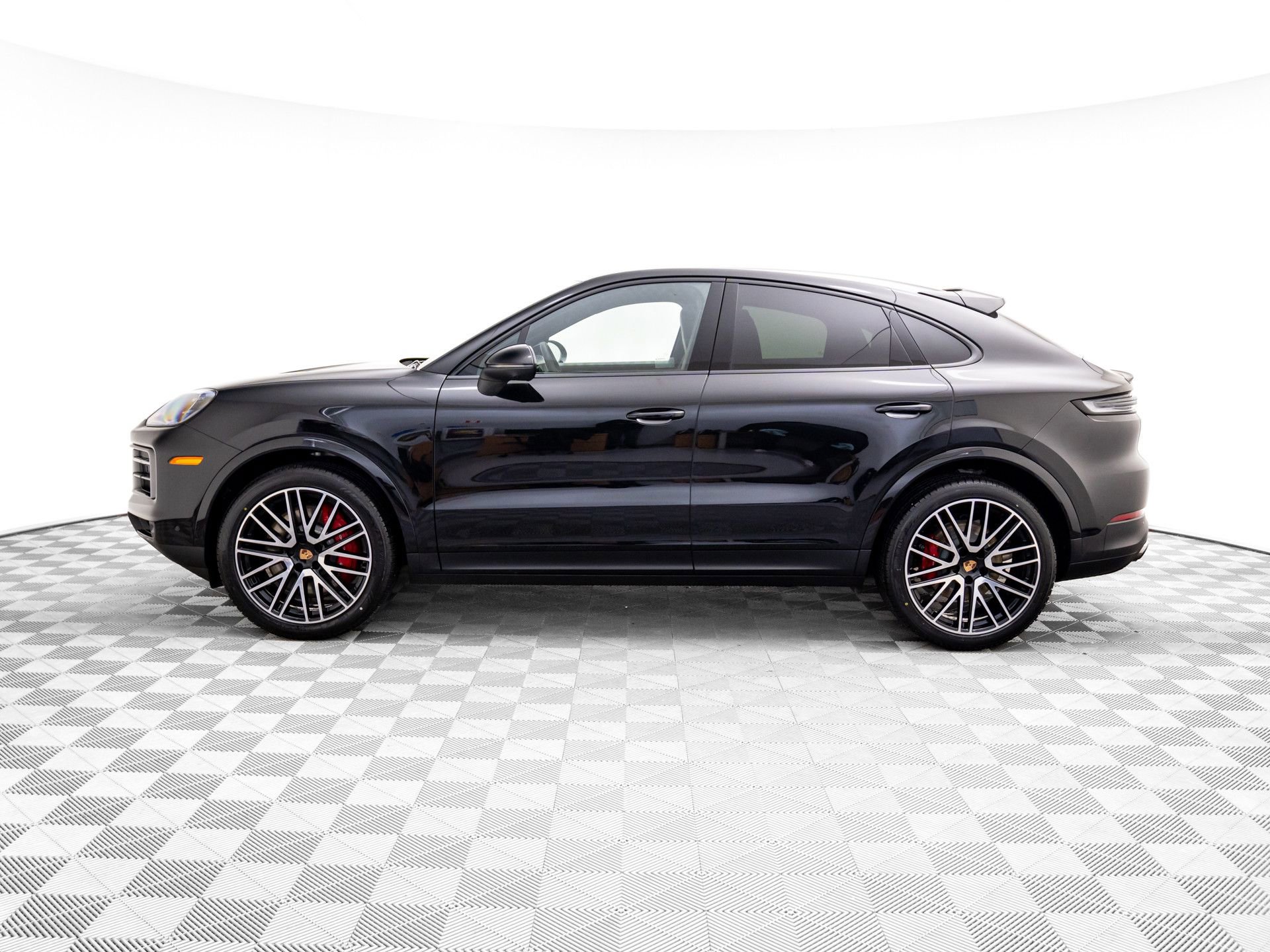 New 2026 Porsche Cayenne S video 2