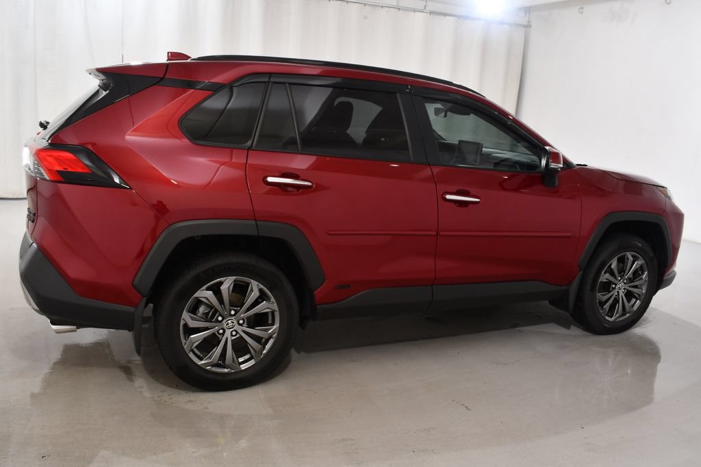 Used 2022 Toyota RAV4 Limited w/ Limited Grade Weather Package AWD/4WD image 11