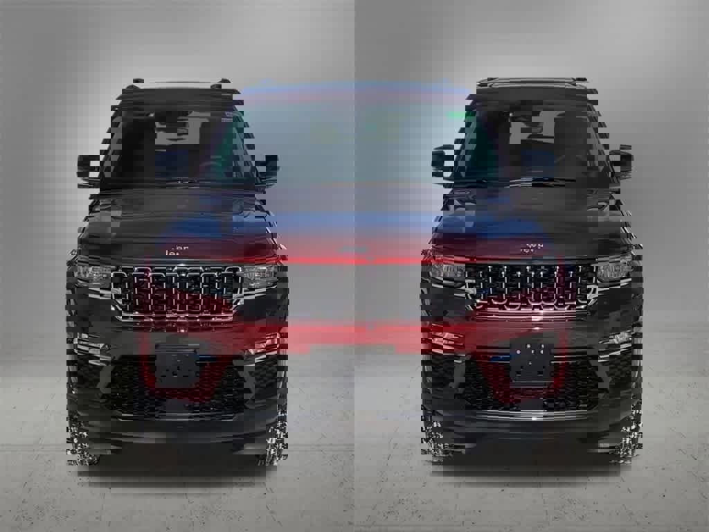 Used 2024 Jeep Grand Cherokee Limited 4xe image 9