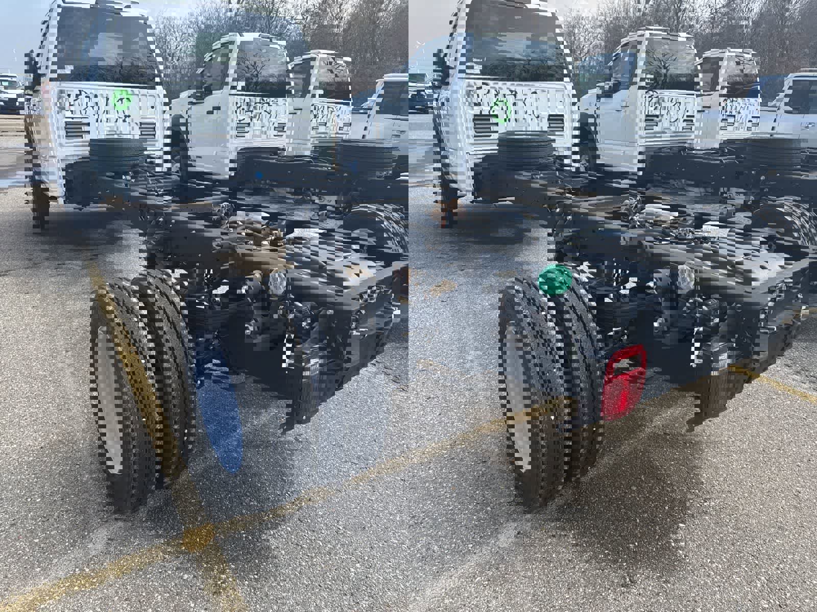 New 2023 Ford F450 XLT w/ XLT Value Package image 24