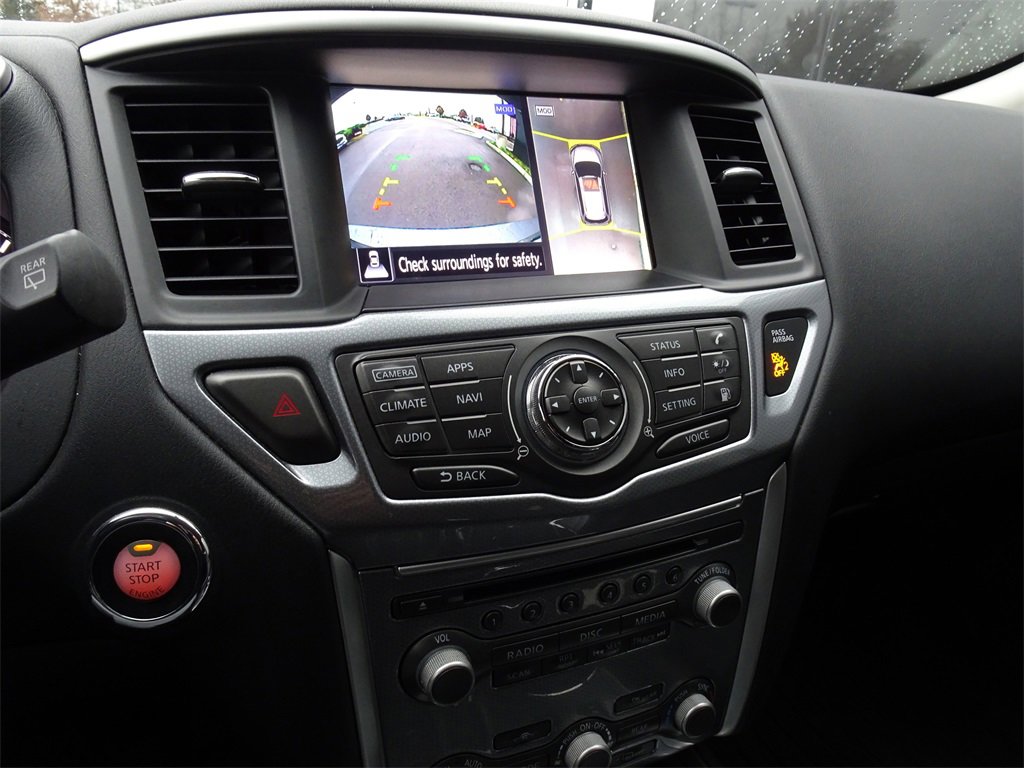 Used 2019 Nissan Pathfinder SL image 19