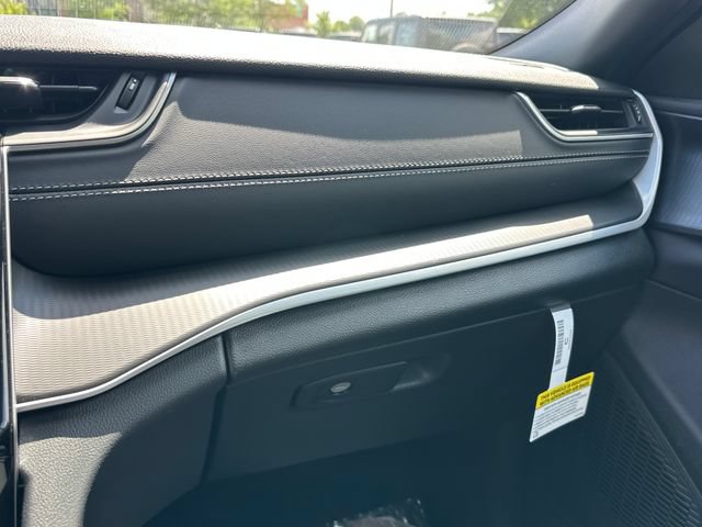 New 2026 Jeep Grand Cherokee L Laredo AWD/4WD image 22