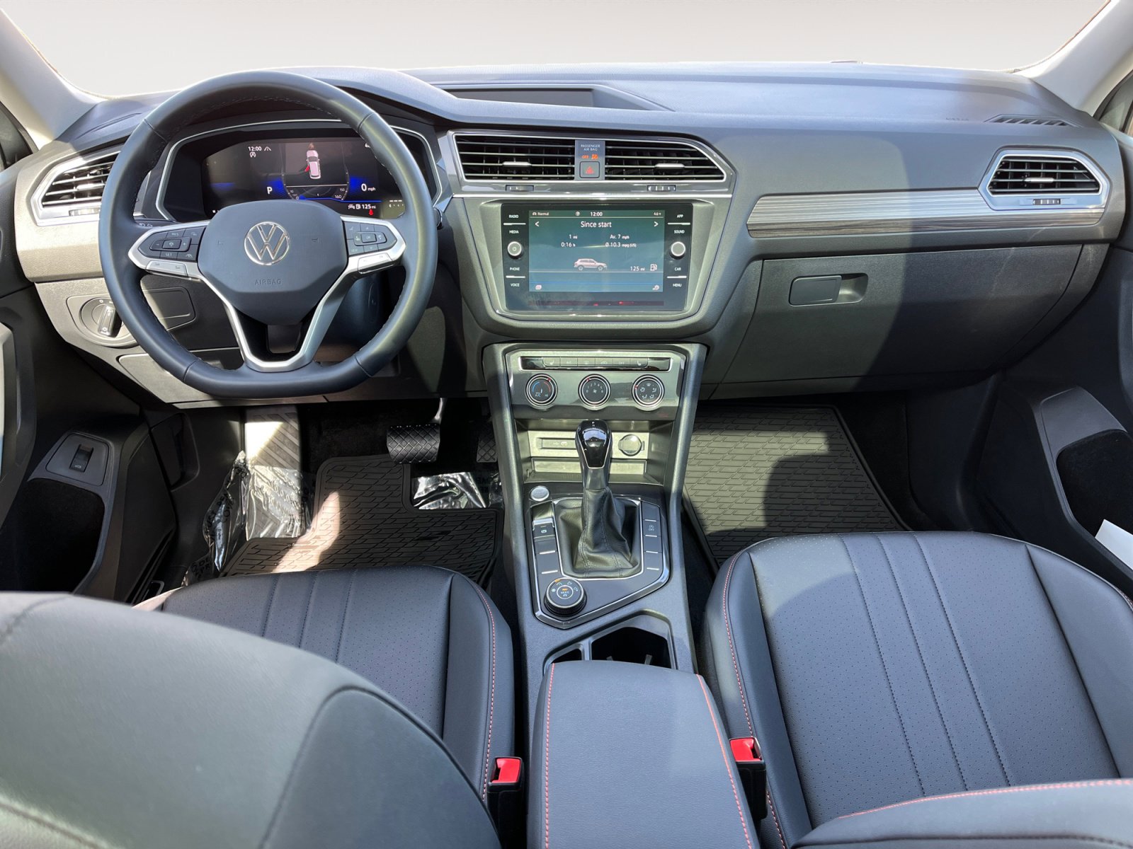 Certified 2024 Volkswagen Tiguan Wolfsburg Edition image 11