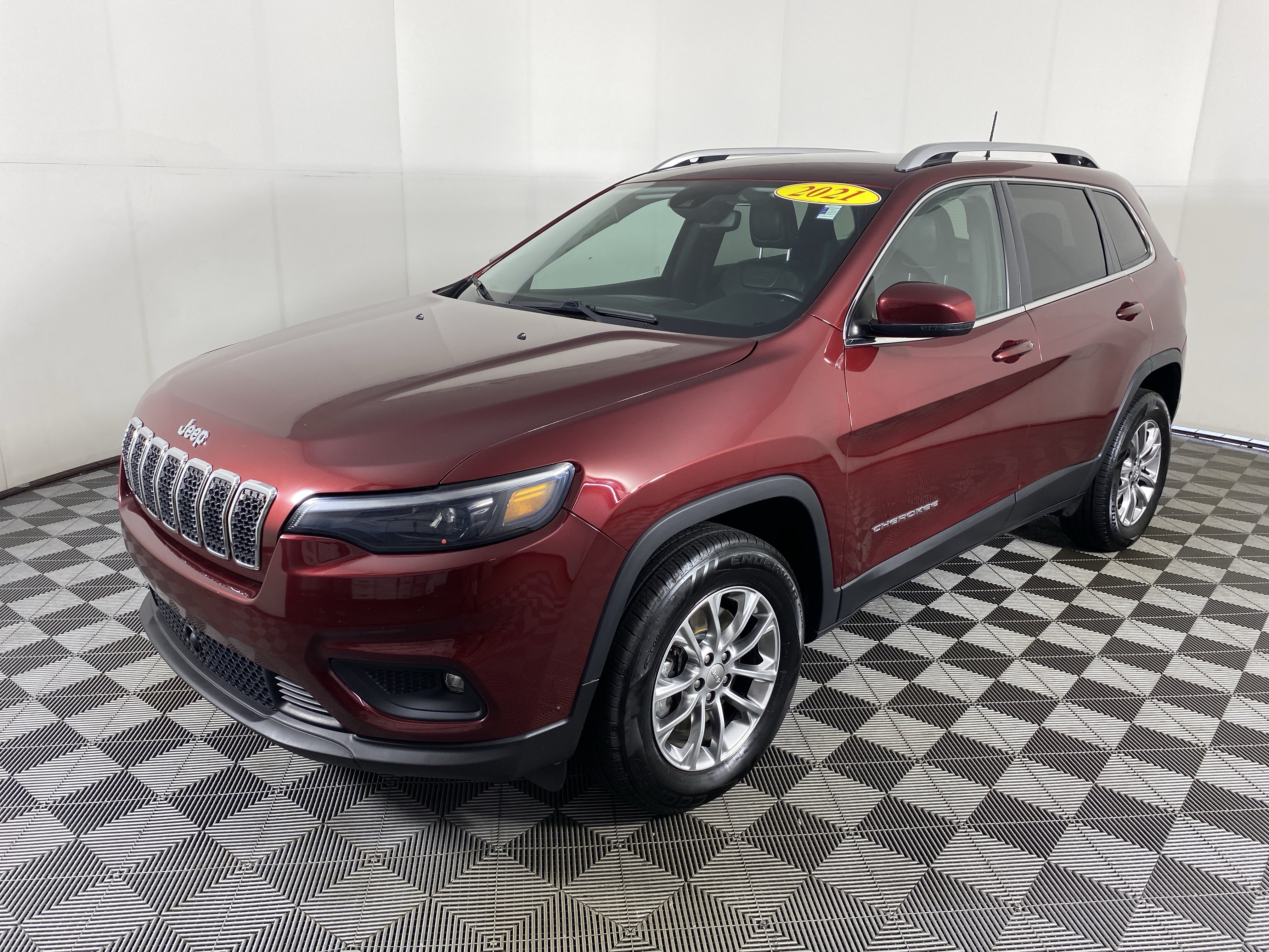 Used 2021 Jeep Cherokee Latitude Lux AWD/4WD image 10