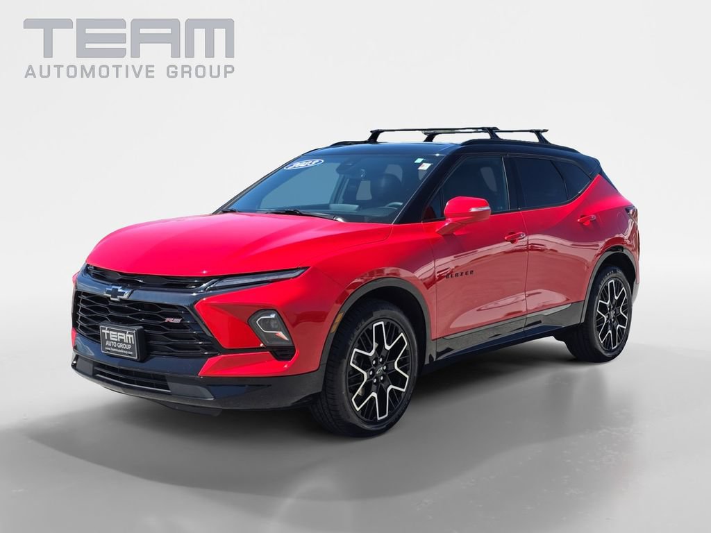 Used 2023 Chevrolet Blazer RS AWD/4WD image 3