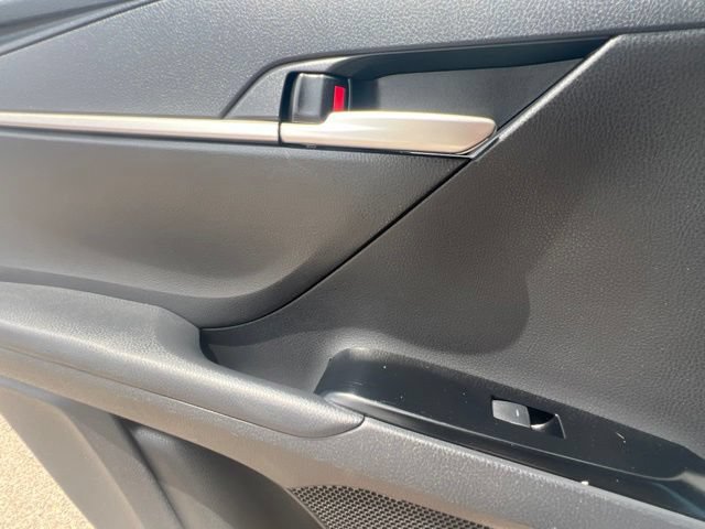 Used 2025 Toyota Camry LE FWD image 28