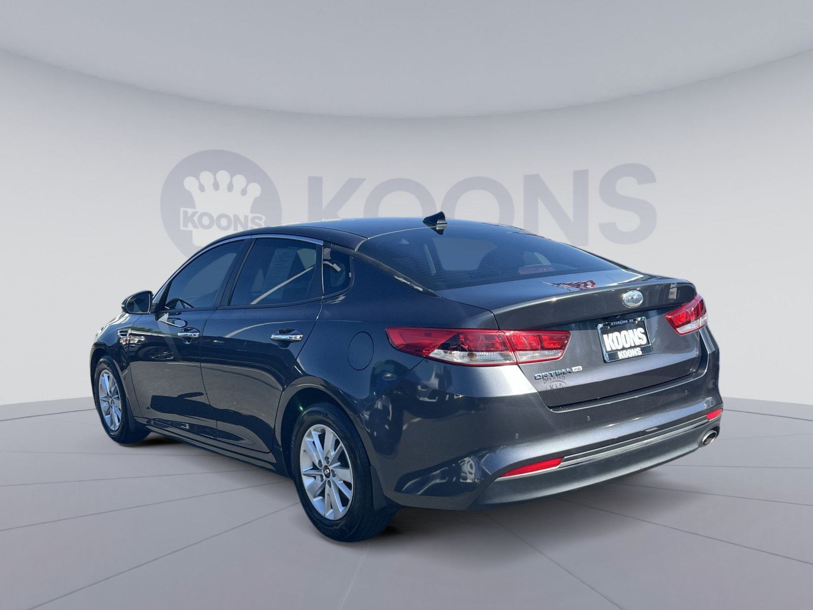 Used 2018 Kia Optima LX FWD image 8