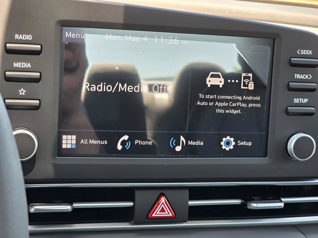 New 2026 Hyundai Elantra SE FWD image 19