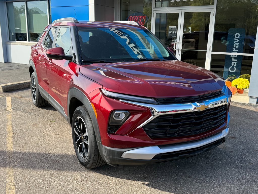 Certified 2025 Chevrolet TrailBlazer LT w/ LT Cold Weather Package image 7