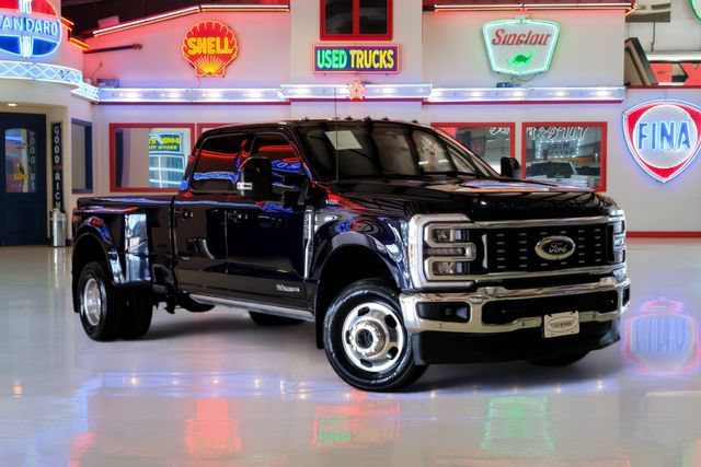 Used 2023 Ford F350 Lariat w/ Lariat Ultimate Package AWD/4WD image 1