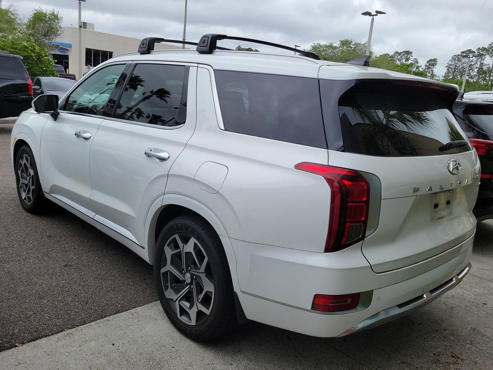 Used 2021 Hyundai Palisade Calligraphy AWD/4WD image 4