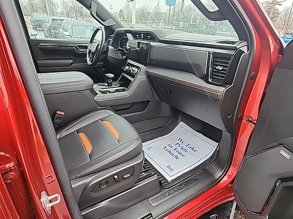 Used 2024 GMC Sierra 1500 AT4 w/ AT4 Preferred Package AWD/4WD image 19