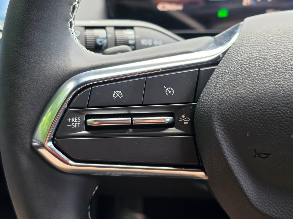New 2026 Chevrolet Equinox EV LT AWD/4WD image 28