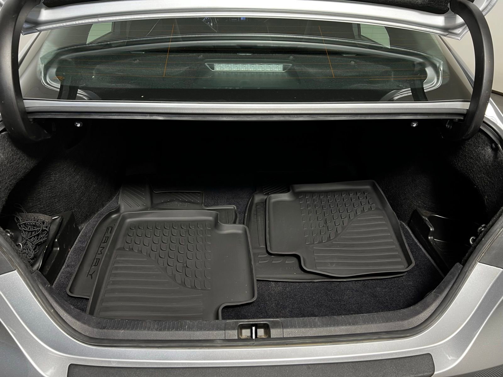 Used 2024 Toyota Camry SE image 24