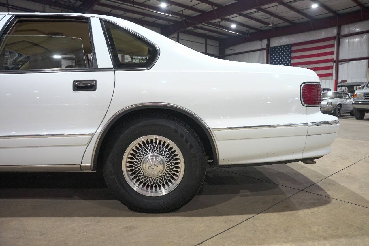 Used 1996 Chevrolet Impala SS RWD image 5