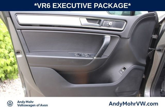Used 2016 Volkswagen Touareg VR6 AWD/4WD image 19