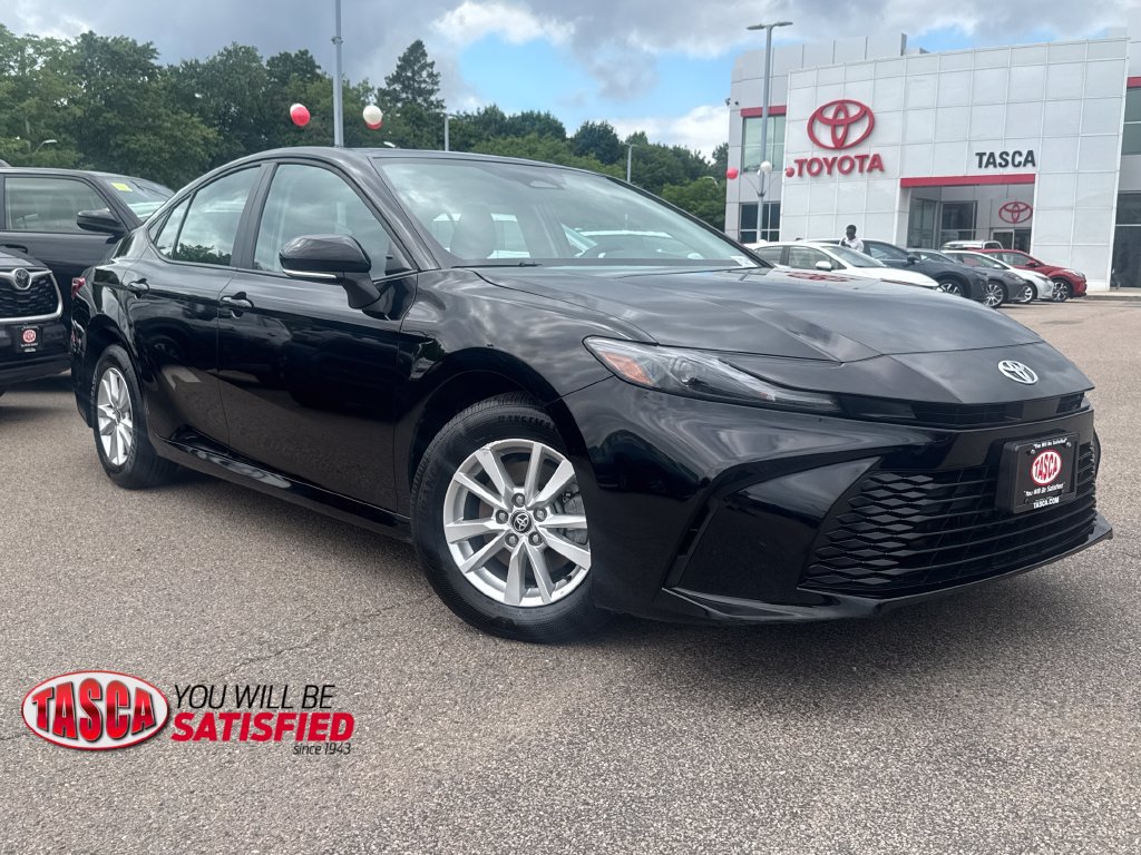 Used 2025 Toyota Camry LE w/ Convenience Package